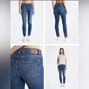 Calvin Klein Jeans Strait Leg Skinny Fit Pants NWT Women Size 18 MSRP $50
